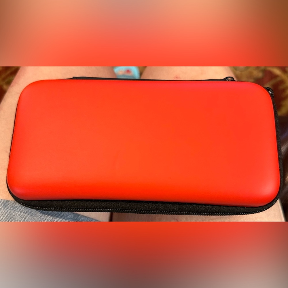 NWOT Phone|Camera Cord Storage/Manager‎